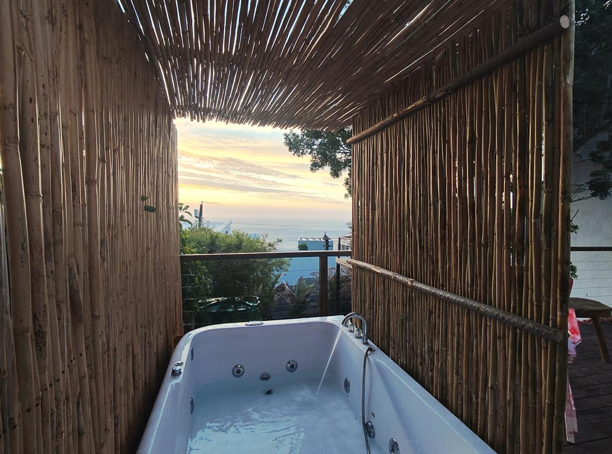 Sun&Sand Camps Bay Кейптаун Екстериор снимка
